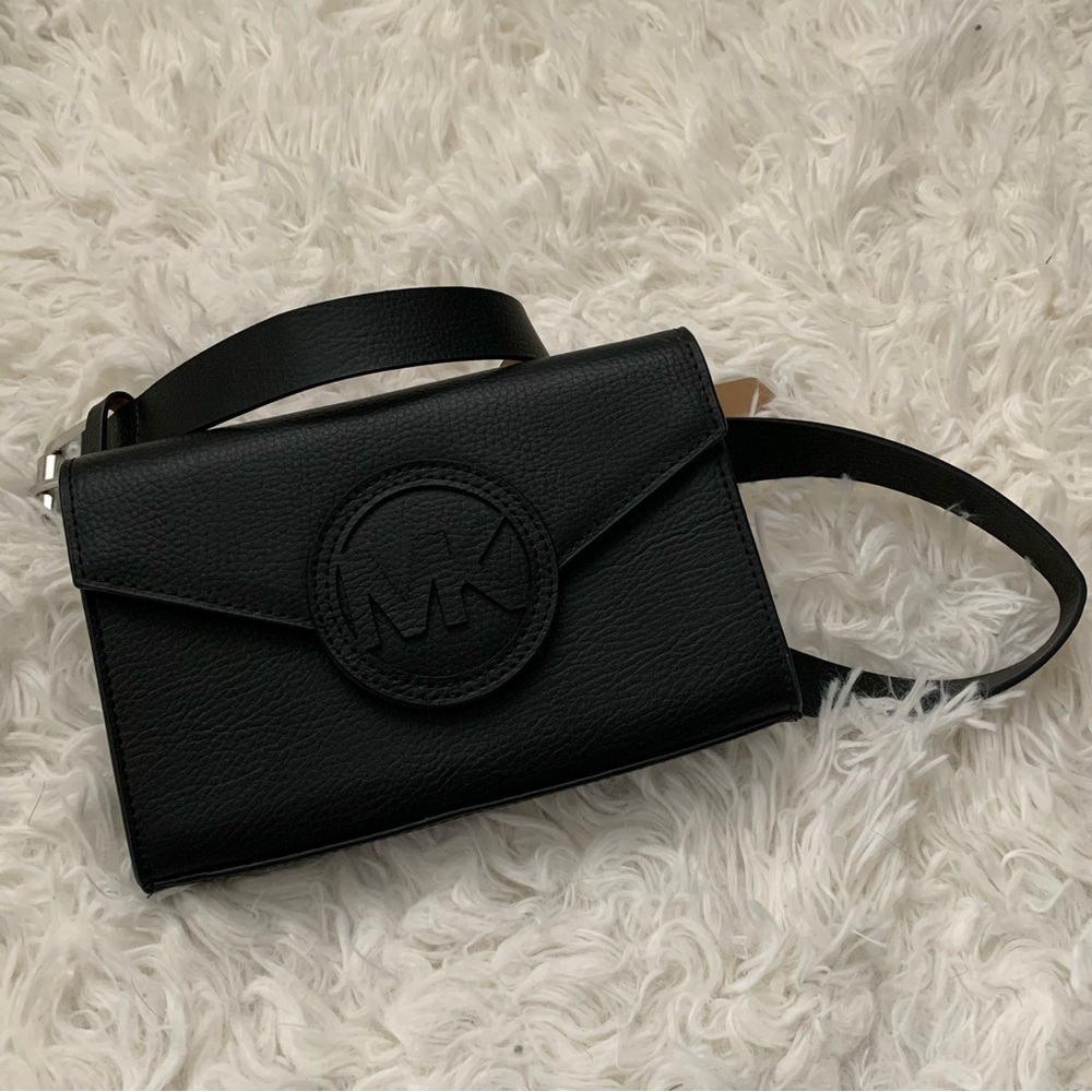 Michael Michael Kors black leather belt bag